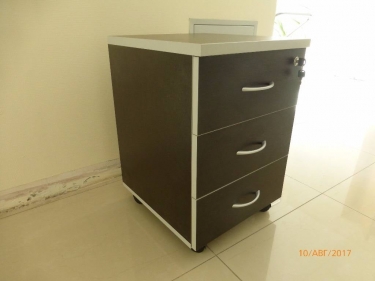 Тумба подкатная с 3 ящиками POINTEX ZOM27530301 Венге