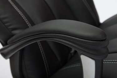 Кресло руководителя Tetchair BOSS люкс черный