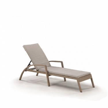 Шезлонг-лежак плетеный Афина-мебель A30B2-W56 Light Brown с матрасом
