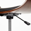225686