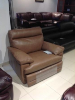Natuzzi коллекция АМИКА кресло с реклайнером модель 637