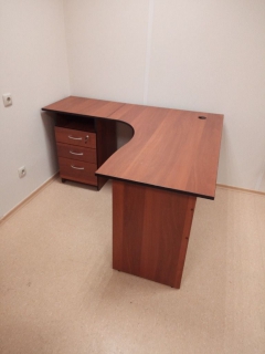 Тумба приставная с замком Витра 41.58